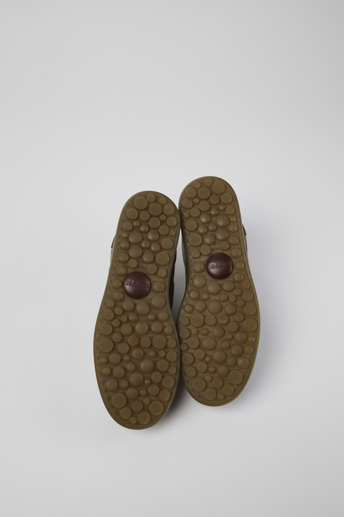 The soles of Pelotas Light brown vegetable tanned leather shoes