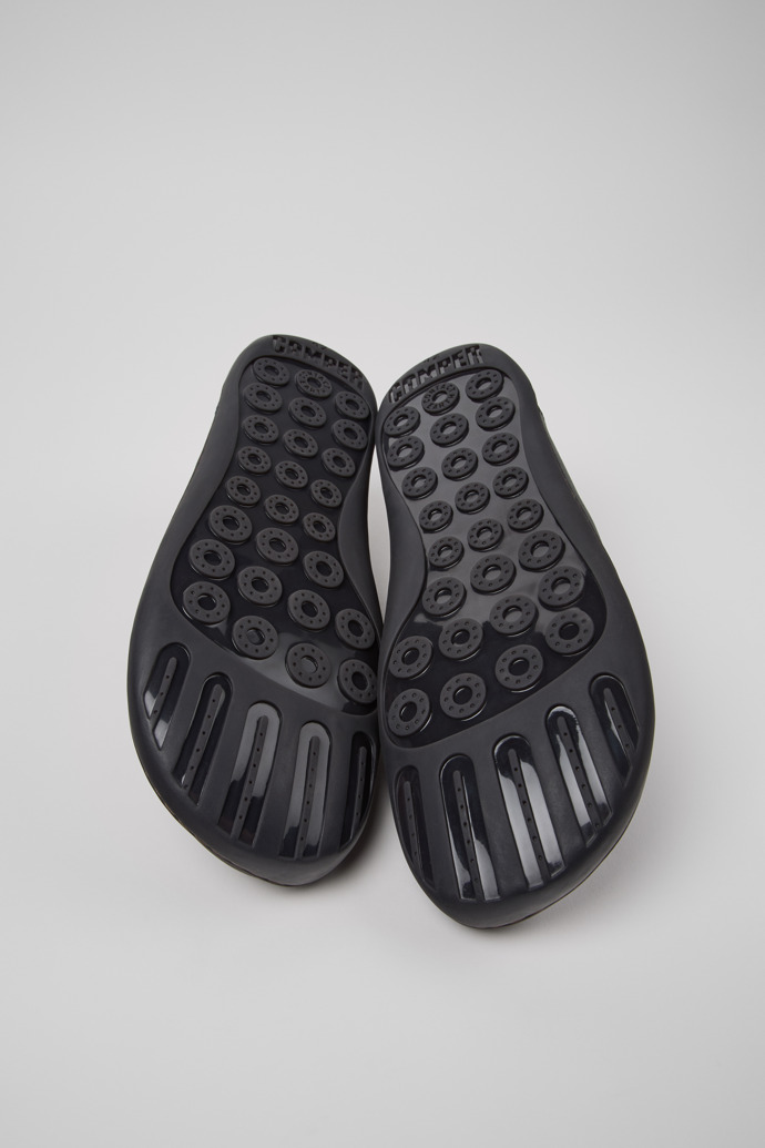 The soles of Twins Black Leather Shoes for Men.