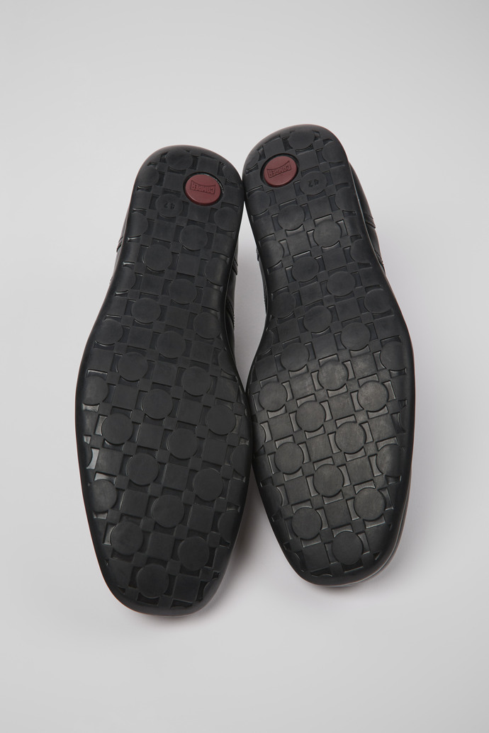 The soles of Mauro Black Formal Shoes for Men