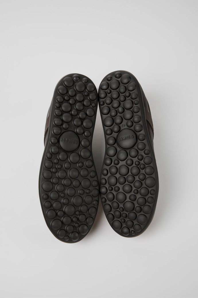 The soles of Pelotas XLite Dark brown leather shoes for men