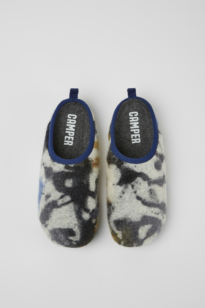 Overhead view of Wabi Blue and black recycled wool slippers for men