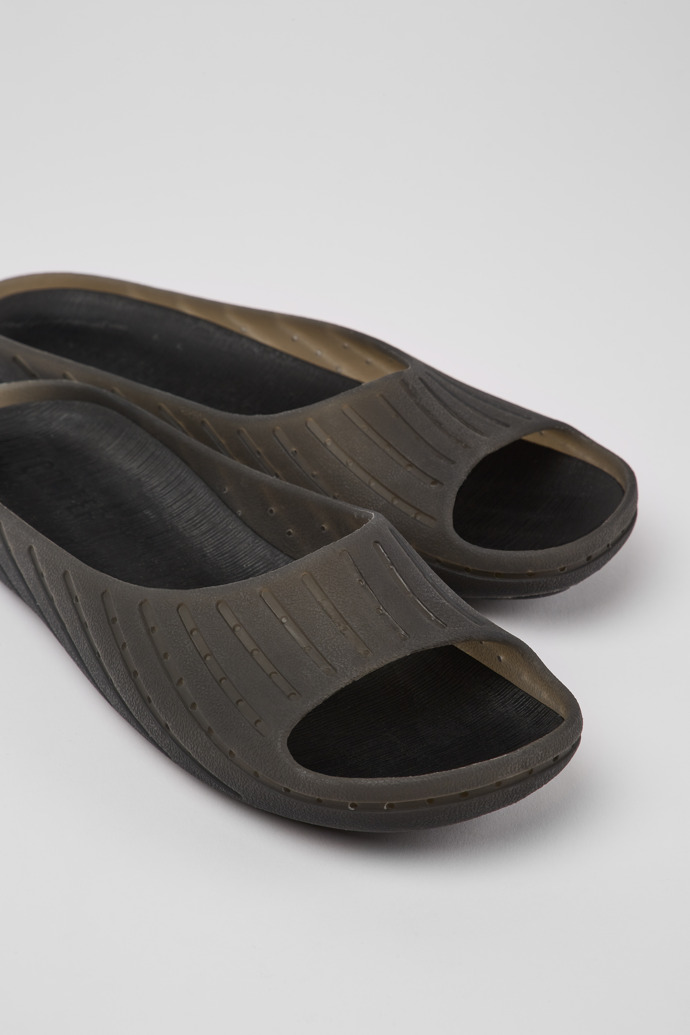 Close-up view of Wabi Black monomaterial sandals for women
