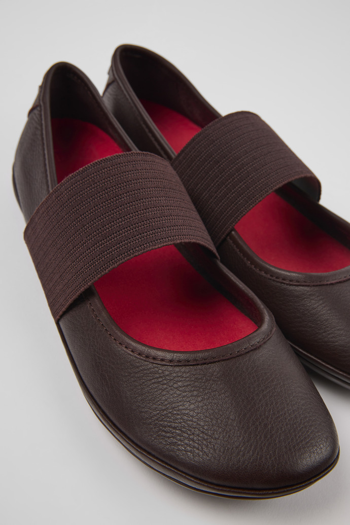 Close-up view of Right Burgundy leather ballerinas for women