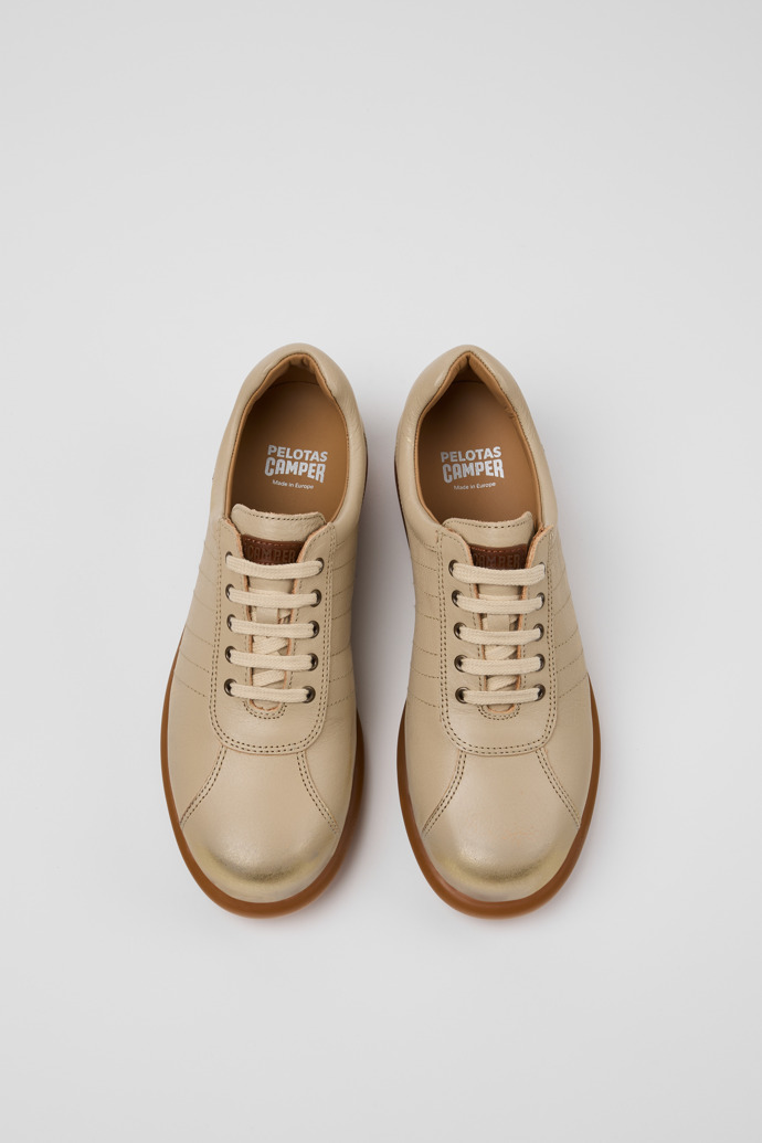 Pelotas Beige leren damesschoenen.