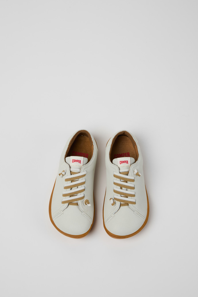 Peu Weiße Lederschuhe für Kinder.