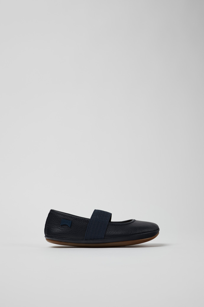 Right Ballerines en cuir bleu pour enfant.