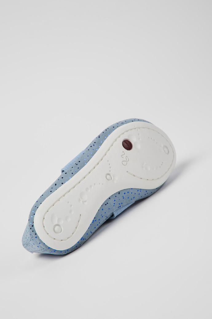 The soles of Right Blue nubuck ballerinas for kids
