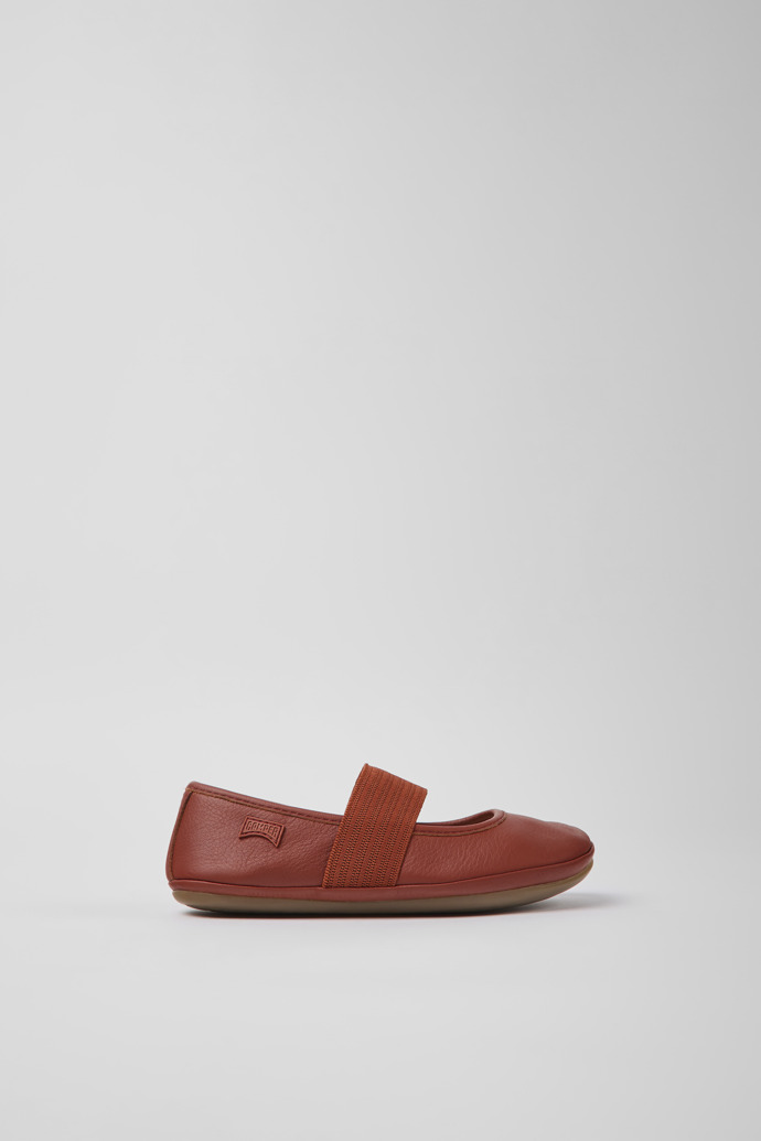 Side view of Right Red leather ballerinas for kids