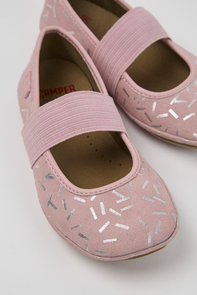 Close-up view of Right Multicolor Nubuck and Leather Ballerina for Kids.