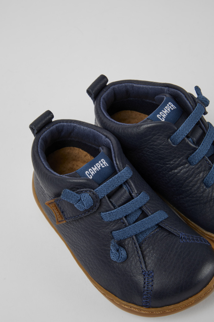 Close-up view of Peu Navy blue leather shoes for kids