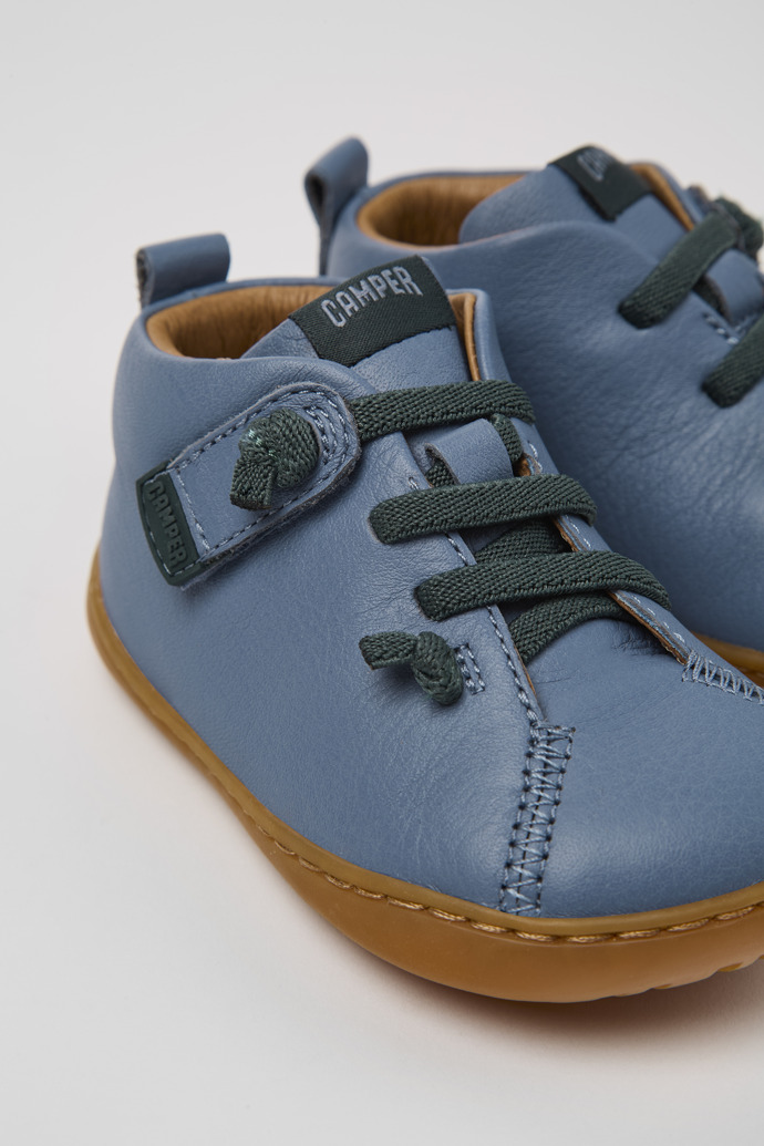 Close-up view of Peu Gray leather shoes for kids