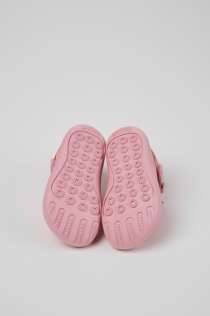 The soles of Twins Multicolor Leather Ankle Boots for Kids.