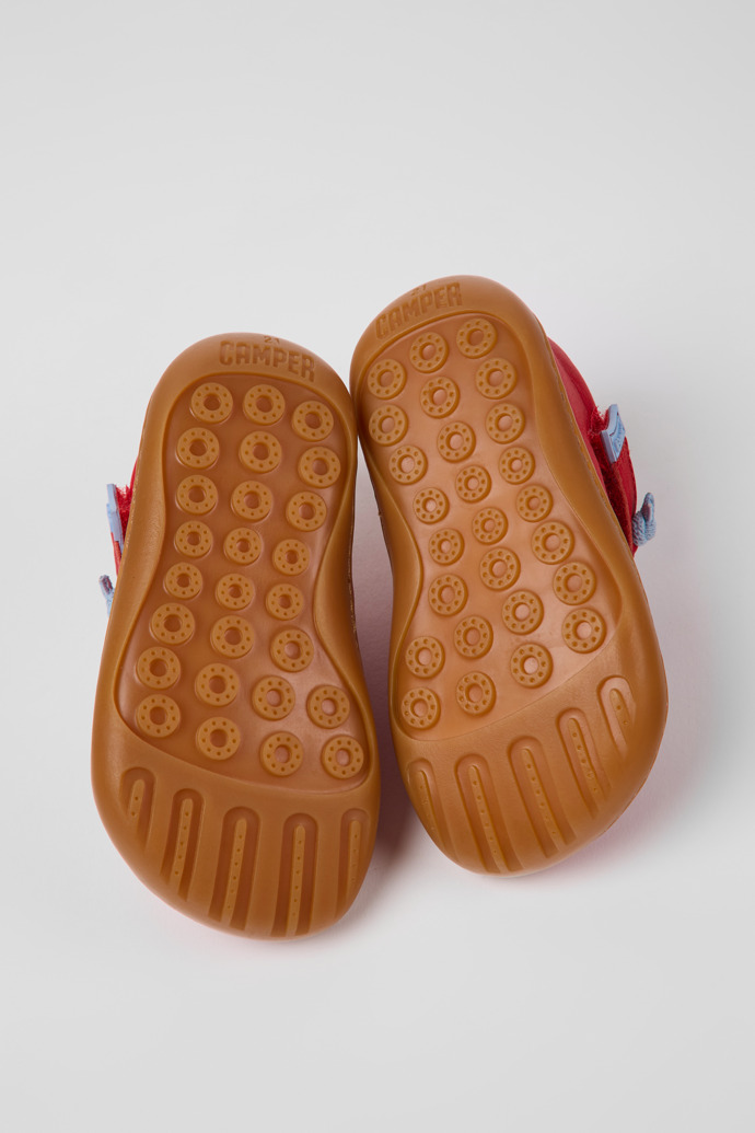 The soles of Peu Red leather shoes for kids