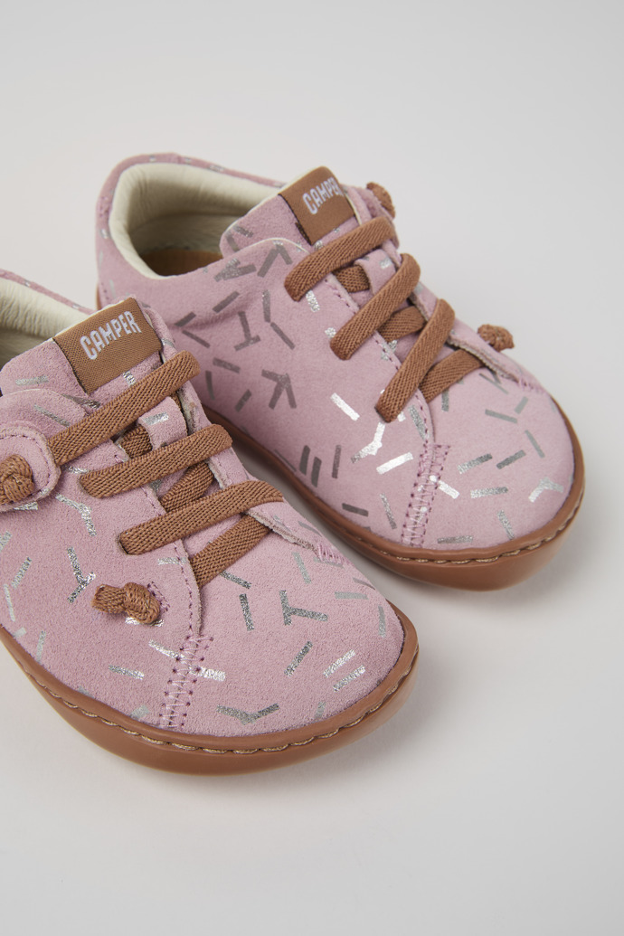 Peu Chaussures en nubuck multicolore pour enfant.