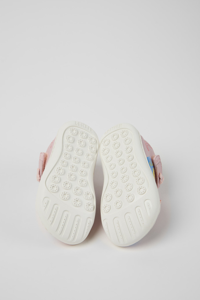 The soles of Twins Multicolor Leather Shoes for kids.