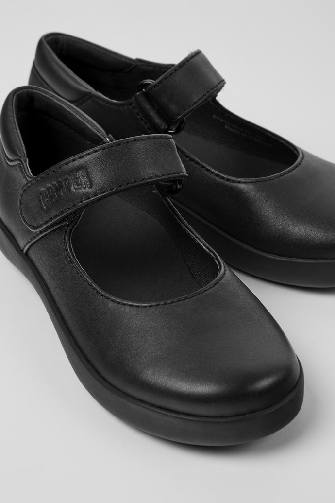 Close-up view of Spiral Comet Black leather shoes for kids