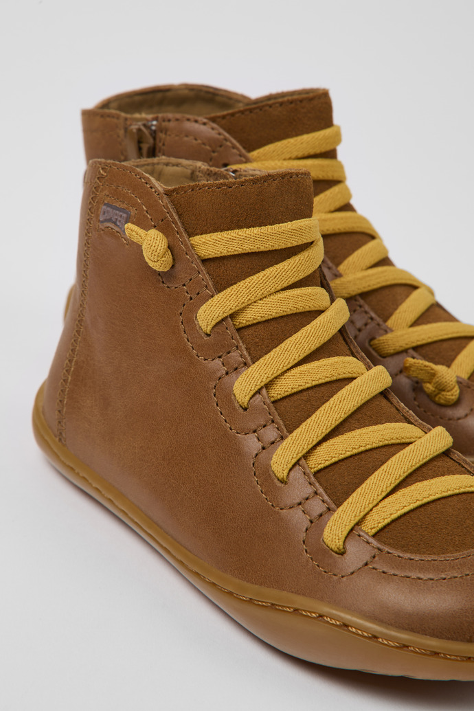 Close-up view of Peu Brown leather and nubuck boots
