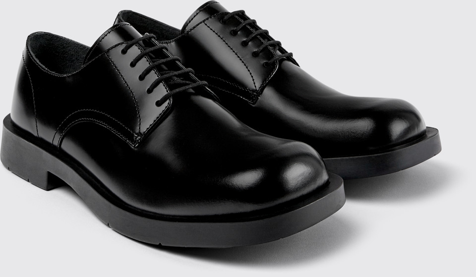 Front view of Mil 1978 Black leather shoes