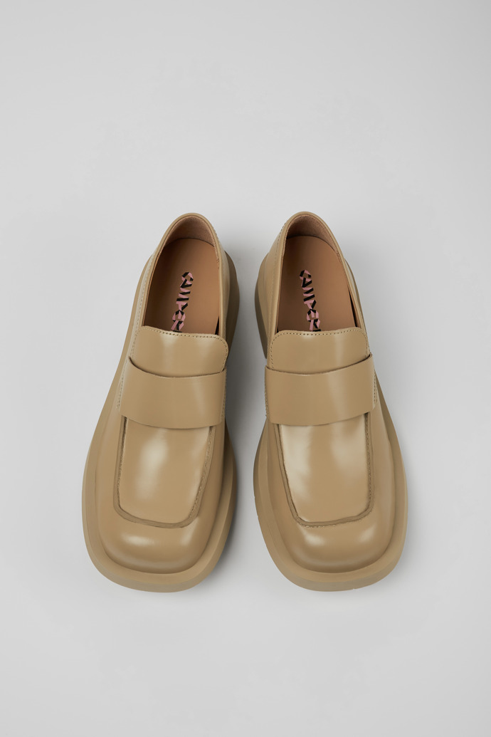 Overhead view of MIL 1978 Beige leather loafers
