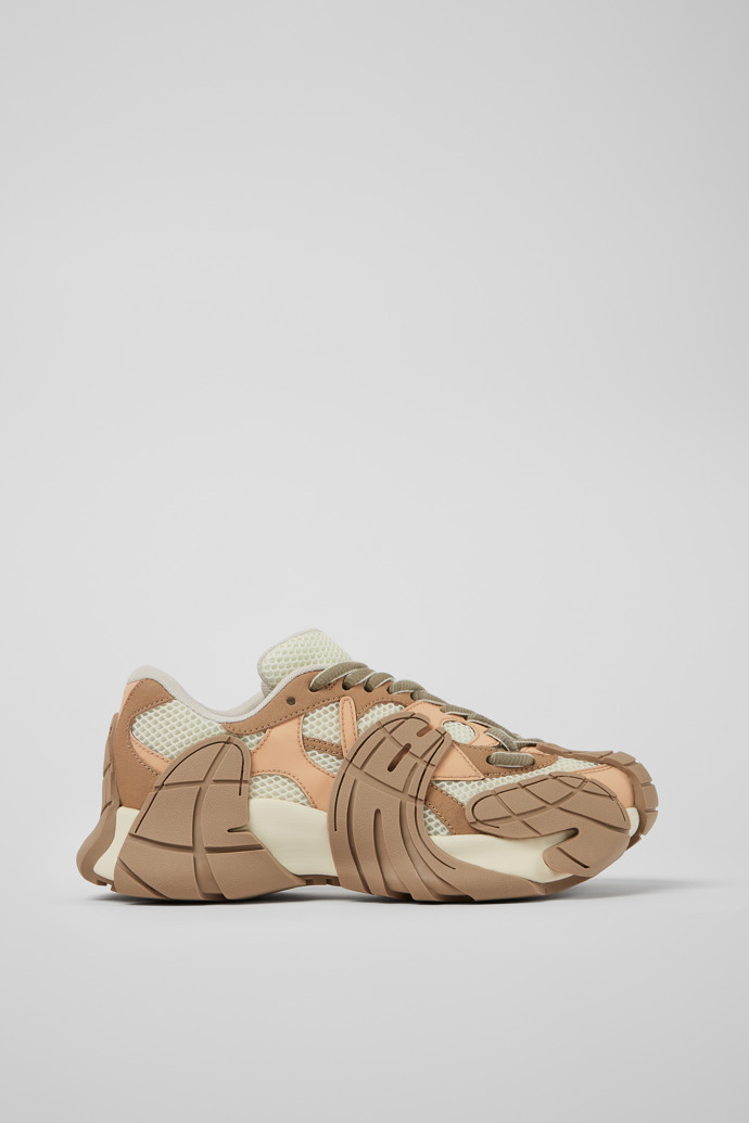 Side view of Tormenta Beige and white sneakers