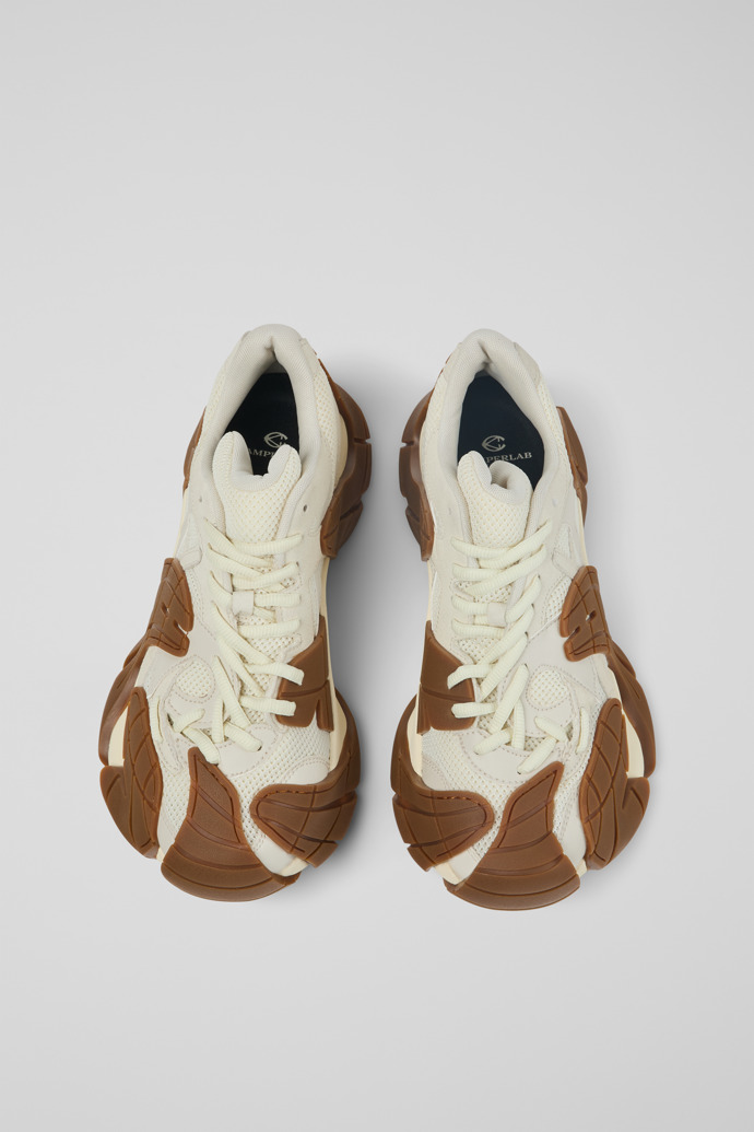 Overhead view of TORMENTA WHITE-BROWN