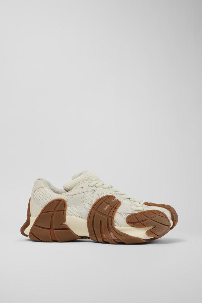 Side view of TORMENTA WHITE-BROWN