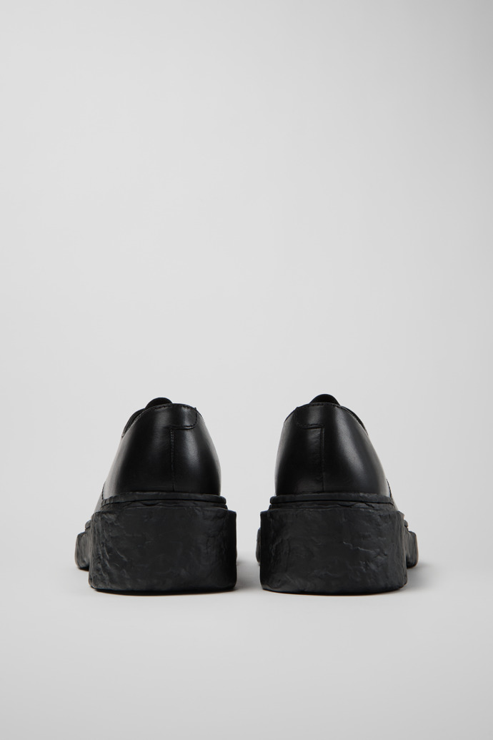 Back view of VAMONOS BLACK