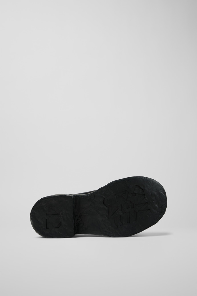 The soles of CAMPERLAB VAMONOS Black Leather Loafers