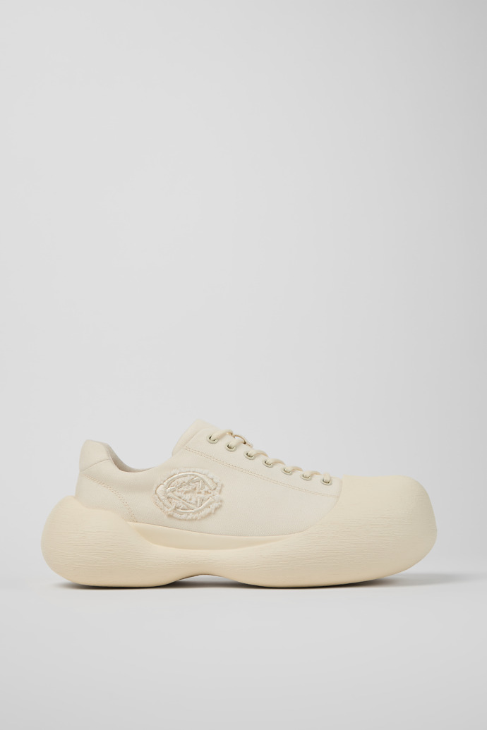 Side view of CARAMBA WHITE