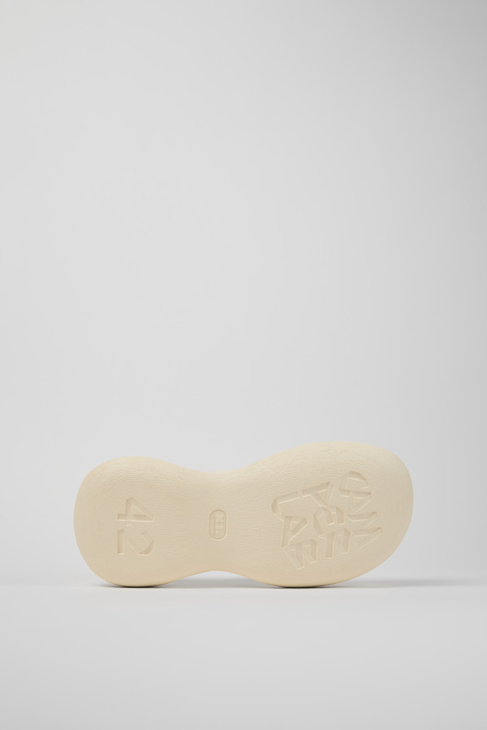 The soles of CARAMBA WHITE