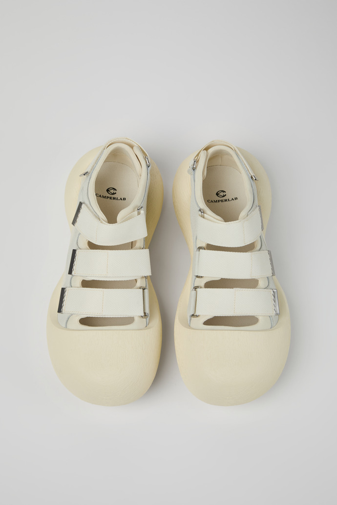 Overhead view of CARAMBA WHITE