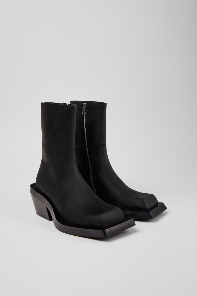 Front view of Quetal Black Nubuck Boots