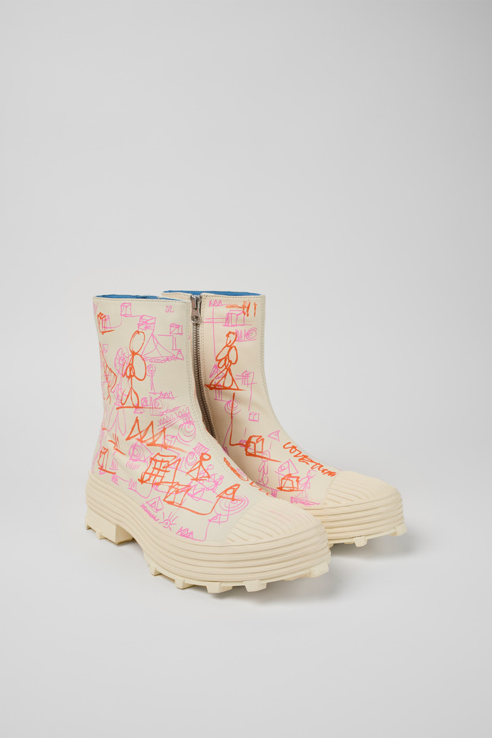 Front view of Traktori x Lea Colombo #3 Customized white leather boots
