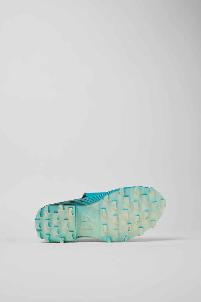 The soles of Traktori x Medea #10 Customized white leather boots