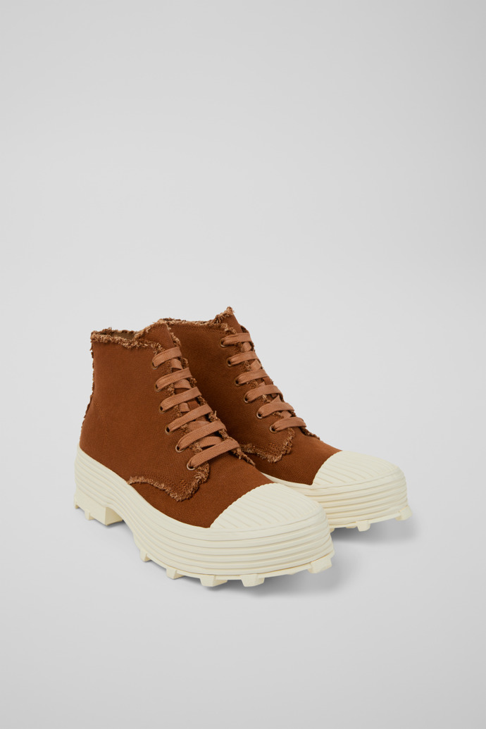 Front view of TRAKTORI Terracotta TENCEL™ Boots