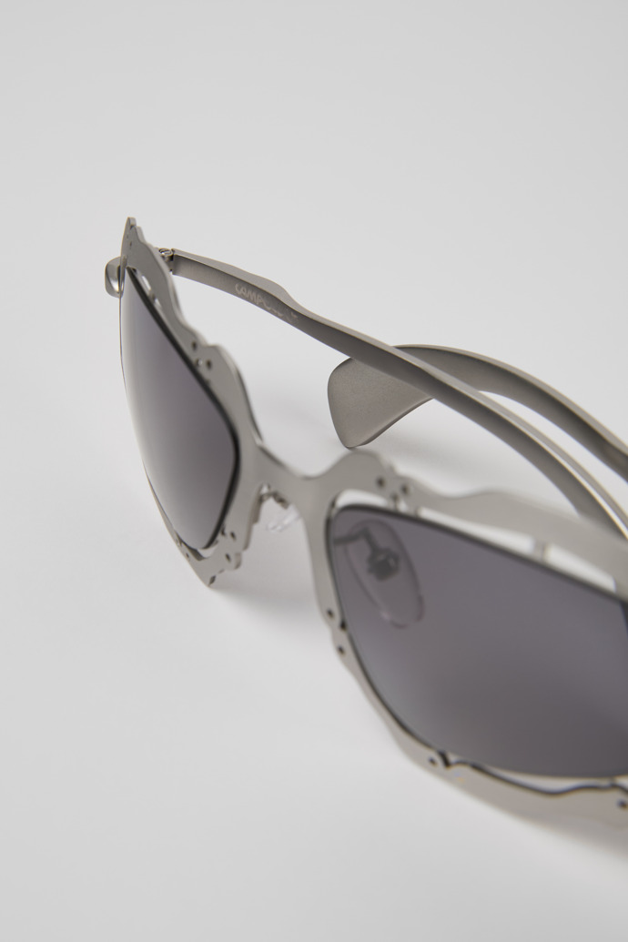 Close-up view of NOPEA  Sunglasses Silver Brushed NOPEA Metal Sunglasses