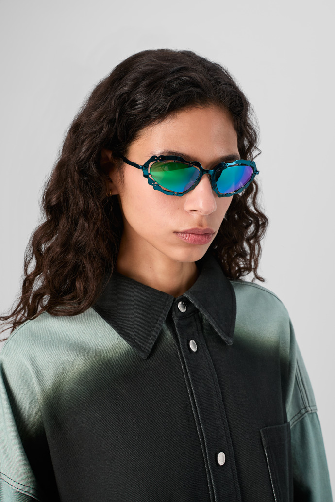 CAMPERLAB SUNGLASSES Gafas de sol metalizadas NOPEA en azul y verde