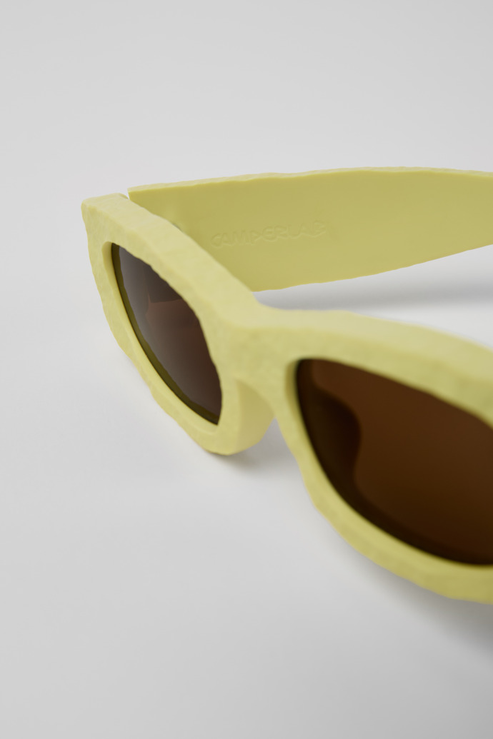 Close-up view of HIRMU Sunglasses Yellow HIRMU Acetate Sunglasses