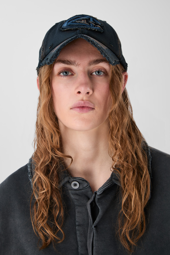 DISTORTED WASHED SPRAYED CAP AZUL