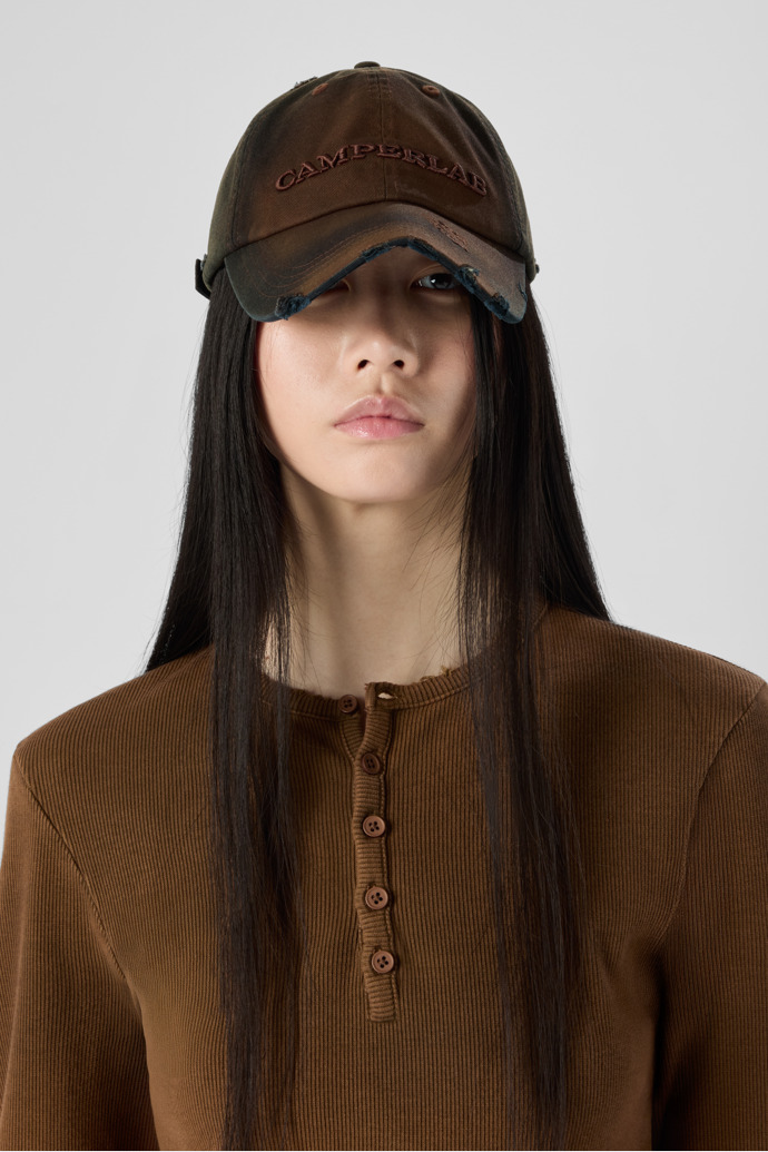 LOGO CAP