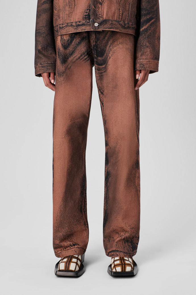 CAMPERLAB DENIM Jeans in Braun und Schwarz
