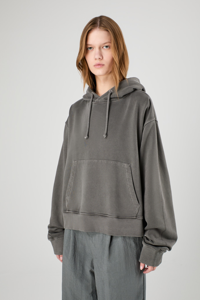 Hoodie Felpa con cappuccio squadrata con tintura minerale nero sfumato