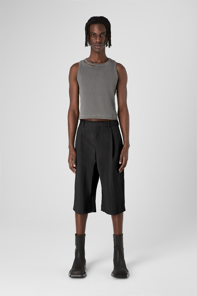 Tailored Shorts Pantalons curts de vestir tècnics de color negre