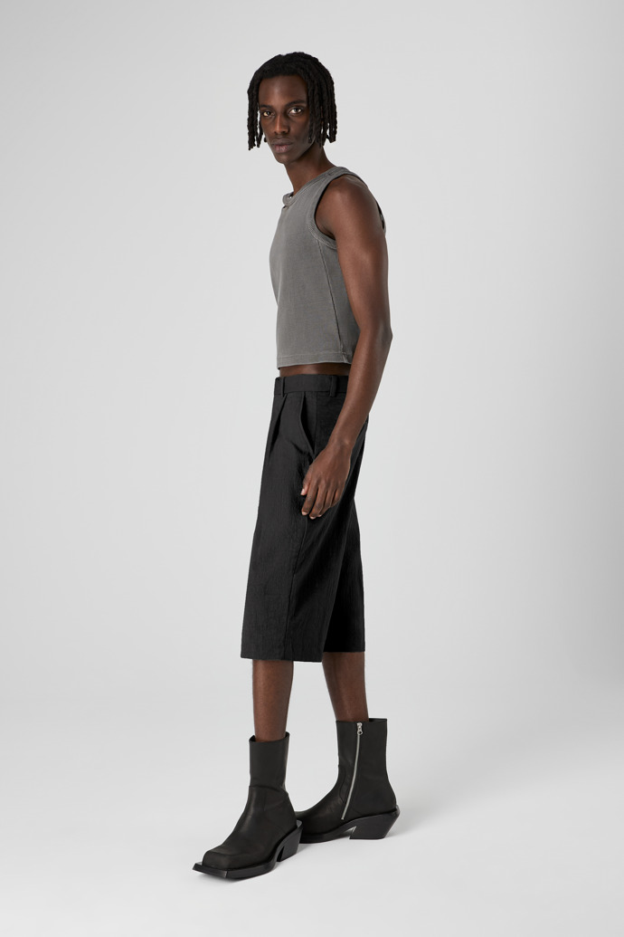 Tailored Shorts Pantalons curts de vestir tècnics de color negre