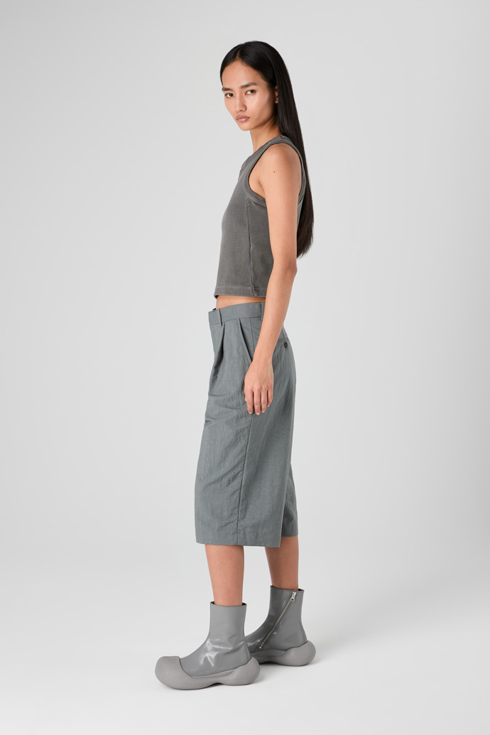 Tailored Shorts Kurze Anzughose aus Funktionsstoff in Grau