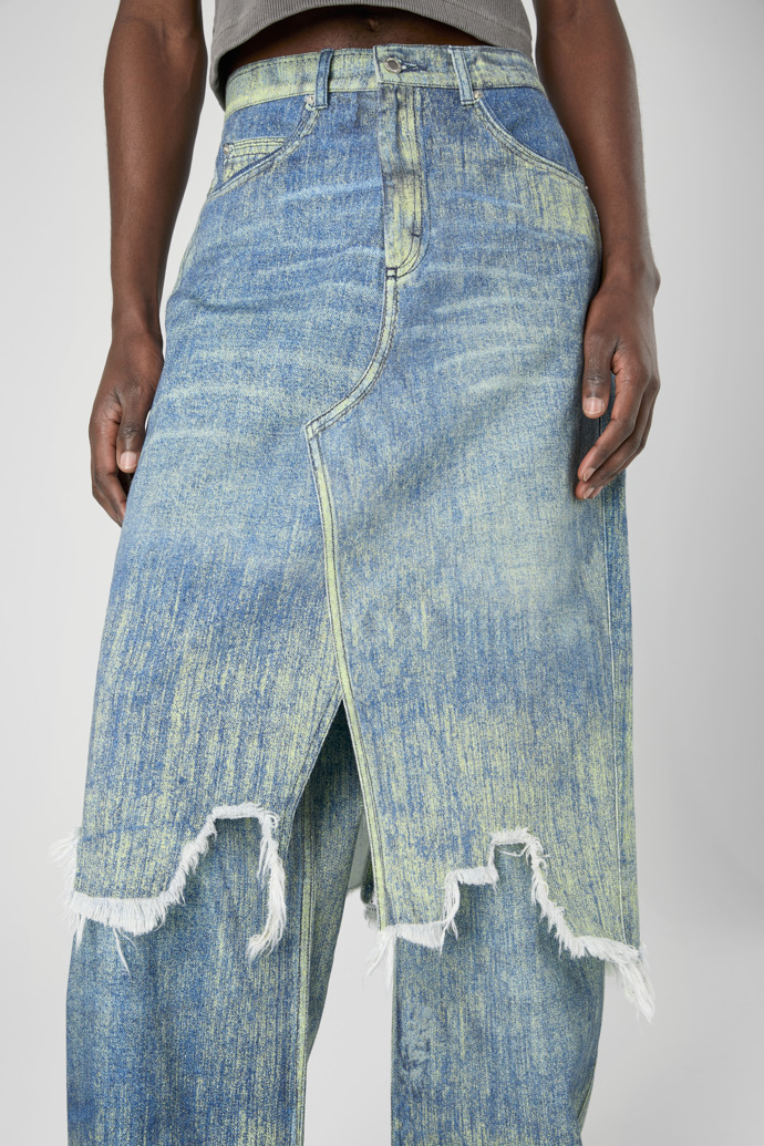 Denim Skirt Gonna in denim con stampa di vernice blu sabbia