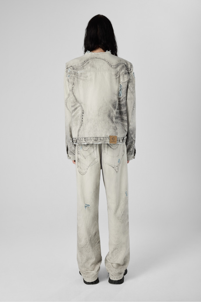 DISTORTED PRINT DISTRESSED DENIM JACKET