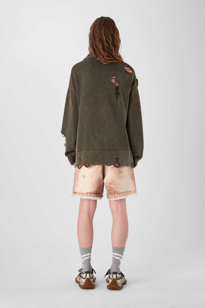 DISTRESSED KINT CUT-OUT CREWNECK FADED BLACK