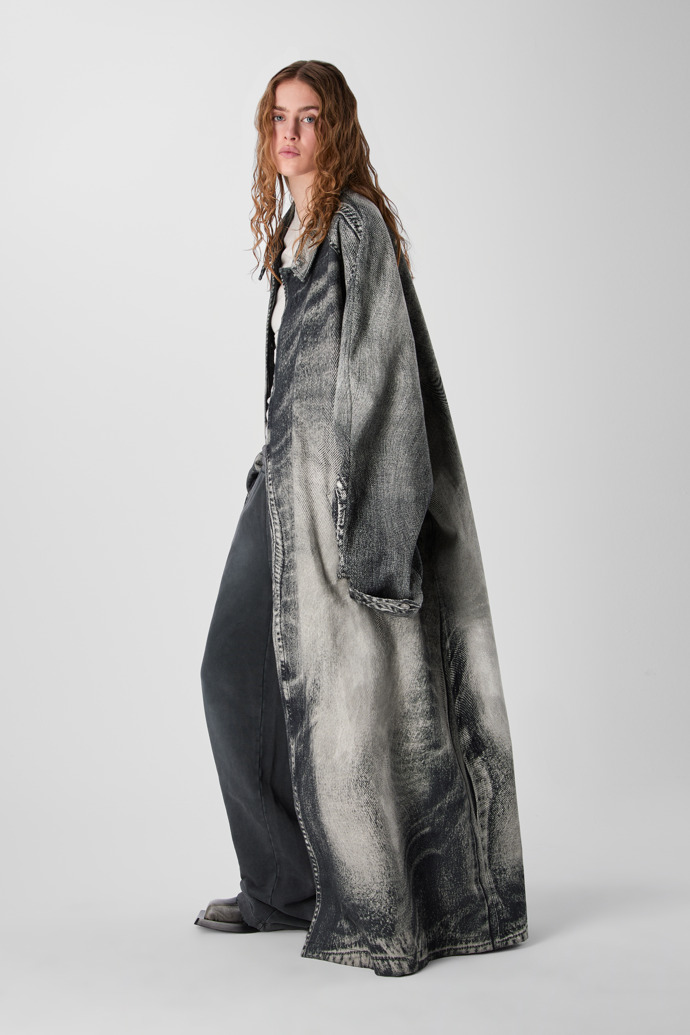 DISTORTED PRINT DENIM CAR COAT BLACK-Gray
