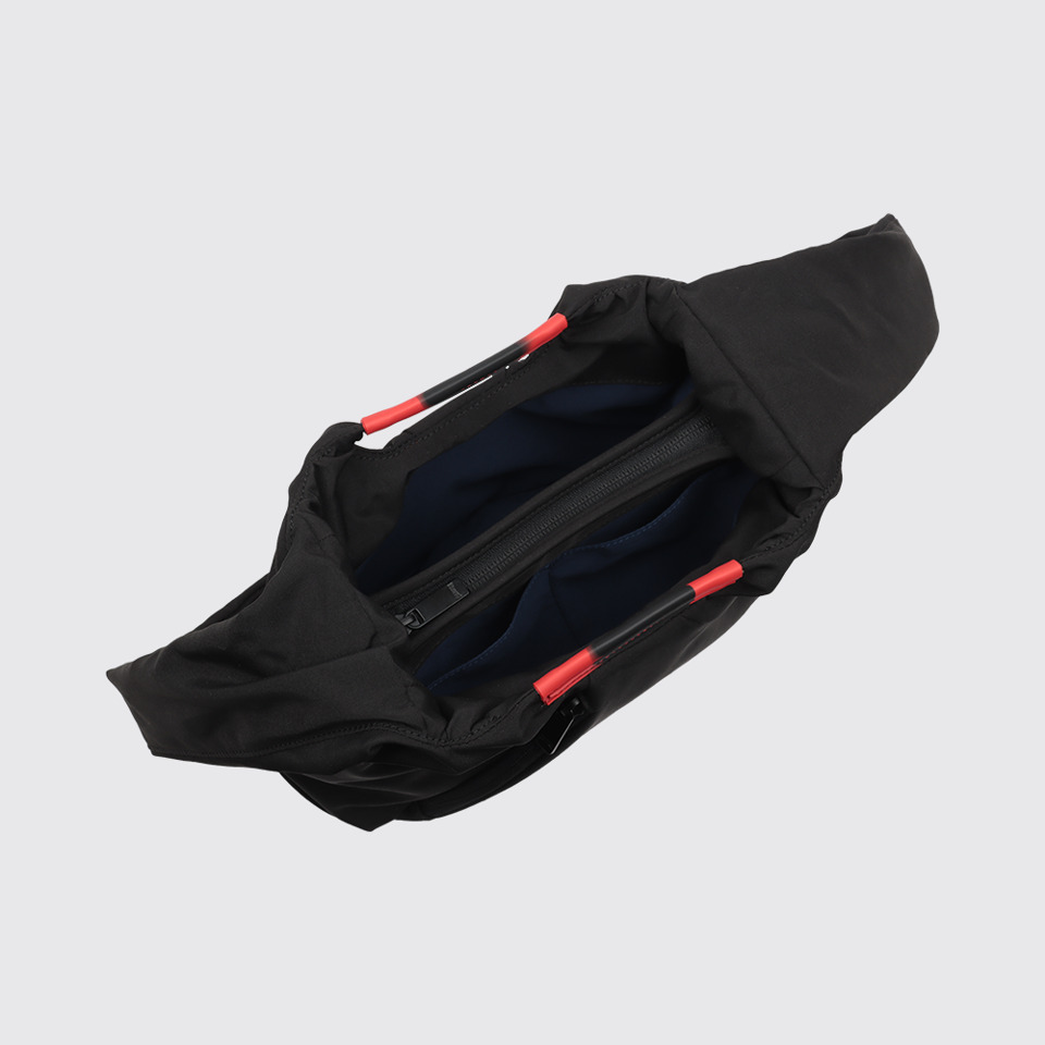 The sole of Alirio Alirio SHOULDER BAG